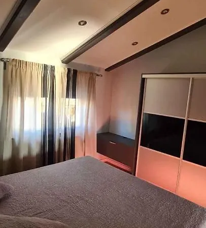 Three-bedroom In Xviii *